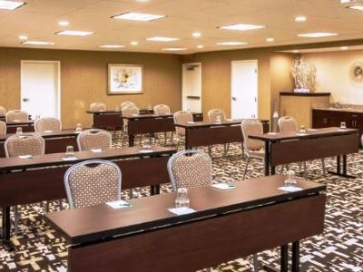 Homewood Suites By Hilton Munster Εξωτερικό φωτογραφία